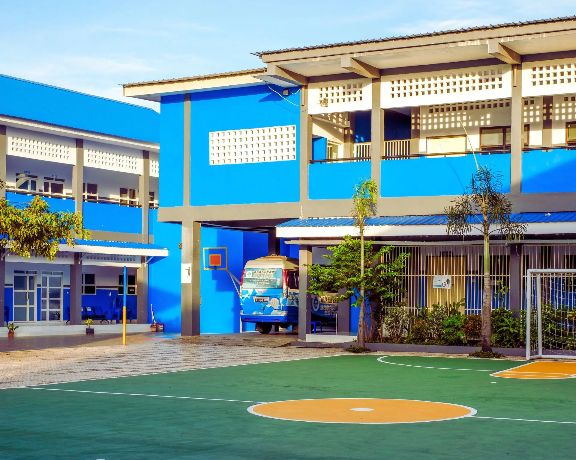 Kampus Sekolah Islam Al Akhyar Makassar